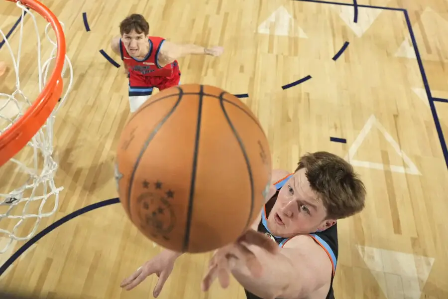 Kon Knueppel goes for the lay up during Rising Stars challenge